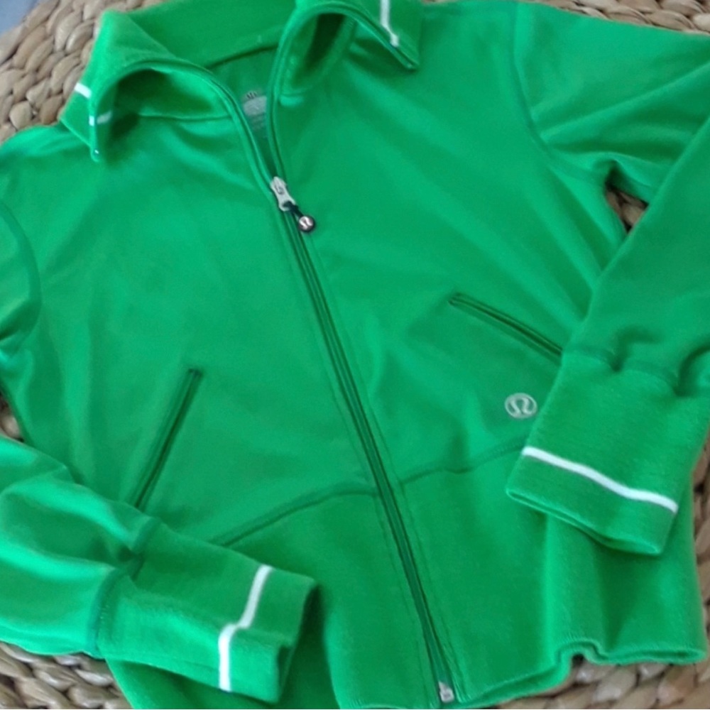 LULULEMON...VINTAGE...BRAND NEW!! RARE